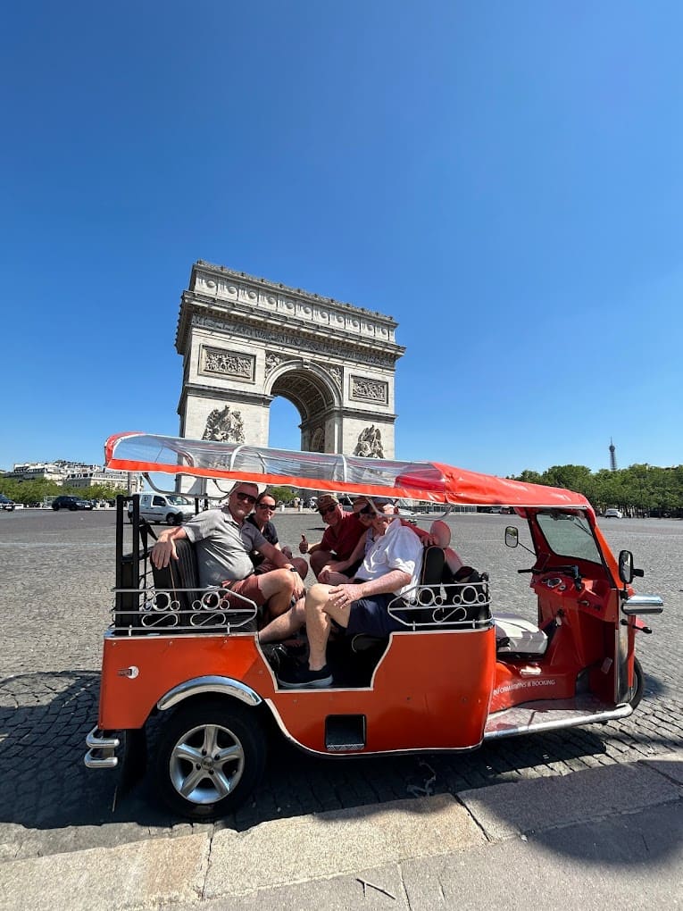 tuktuk électrique paris